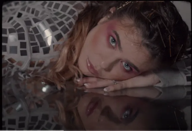 CVMILLE - Deseo Music Video