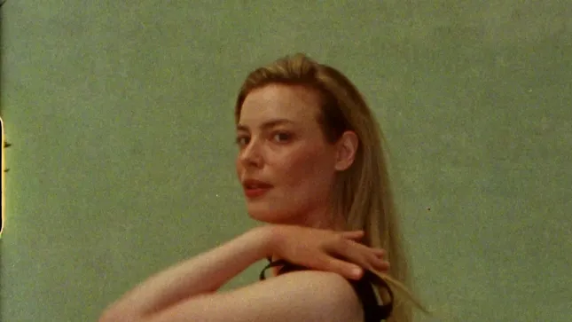 Glamour Mexico x Gillian Jacobs