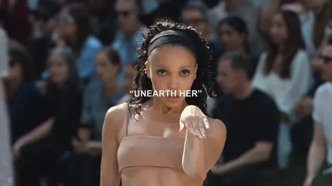 FKA twigs - Valentino PFW 2023