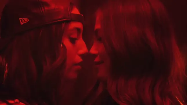 Direction music video Ella - Nicole Favre