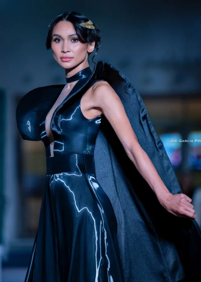 Michael Cinco Fashion Show