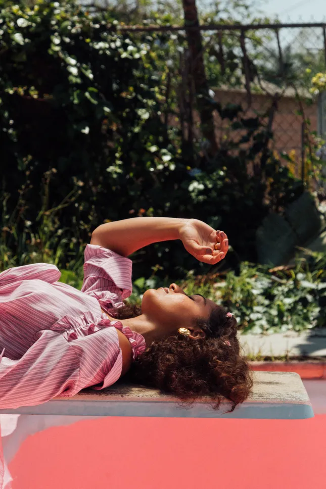 Dana Williams - Holiday (BTS)