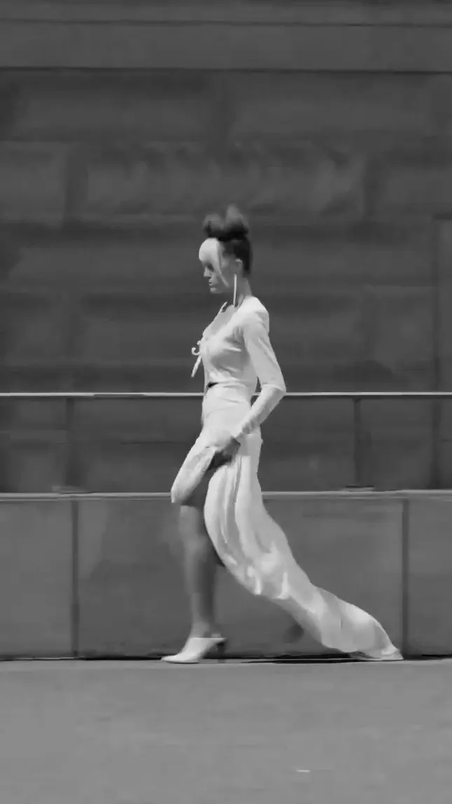iseder SS25 Runway Show