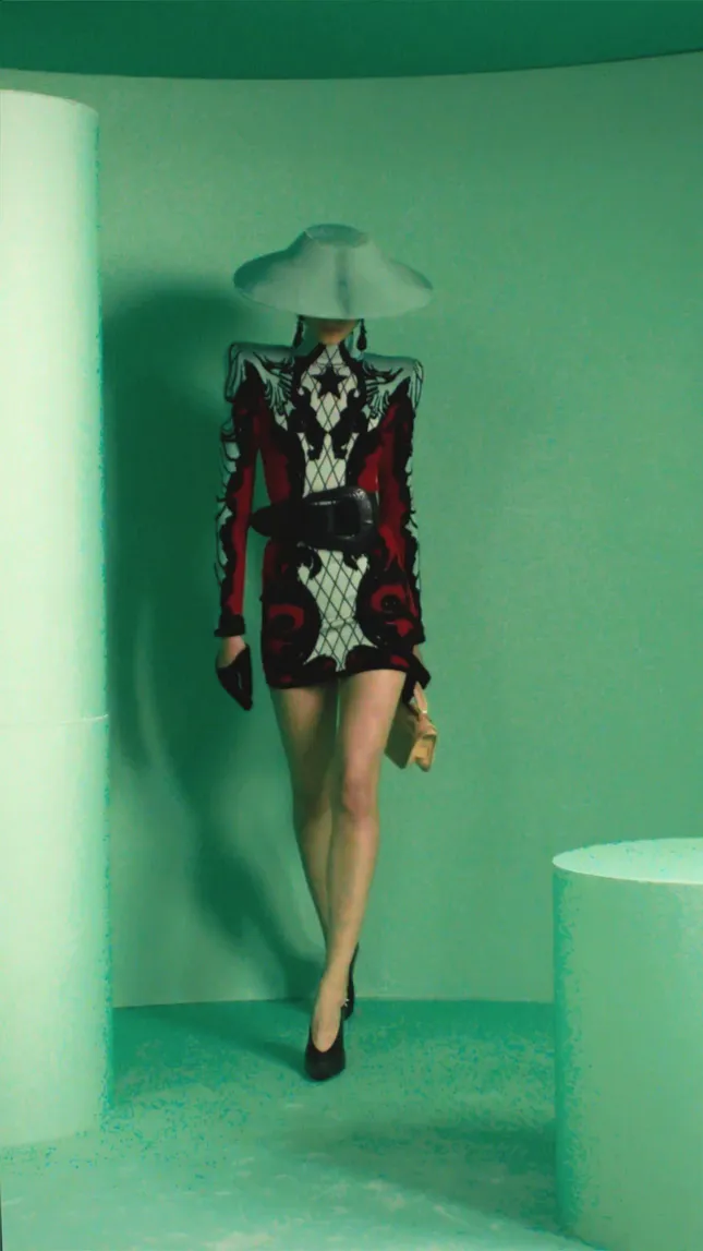 Balmain RE24 - Social media content