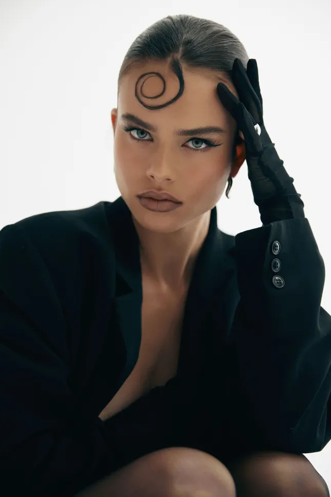 Test shoot with Lucy