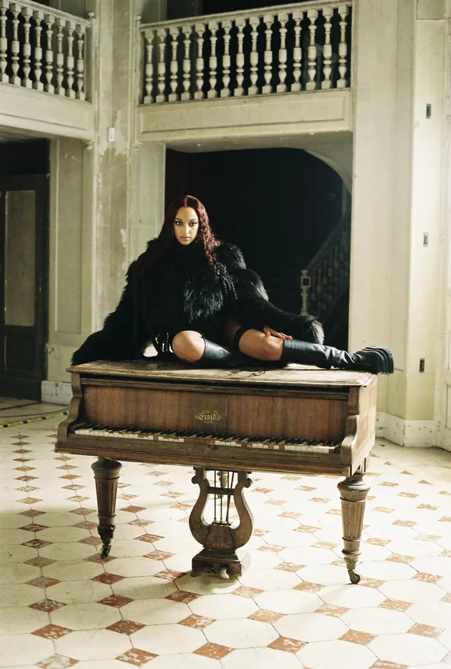 Rimon MV “city’s burning” in Paris
