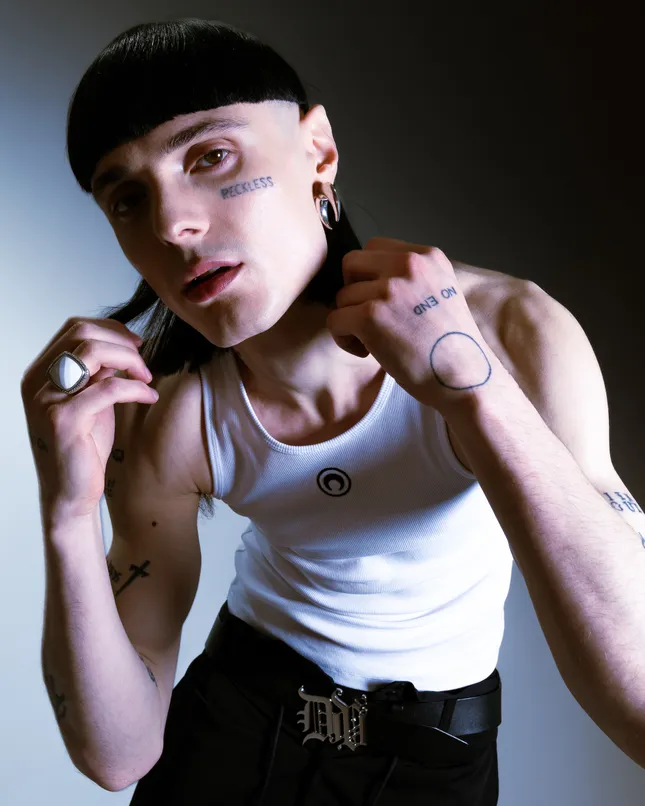Aimé Simone for Schön Switwerland