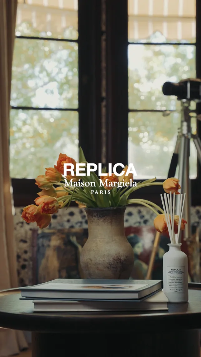 Maison Margiela Replica by
The Fireplace