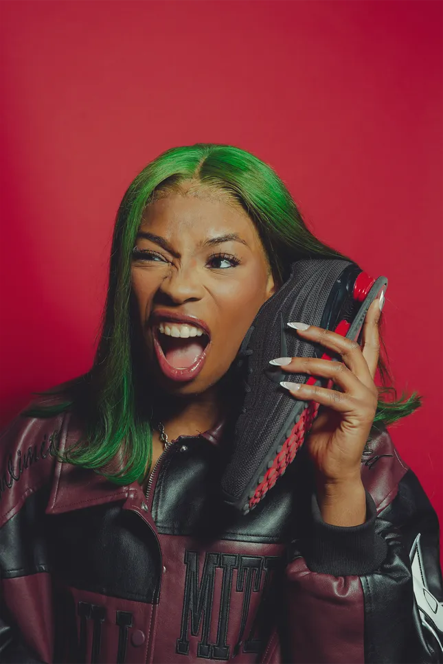 Footlocker x Nike, Women's Nike Shox