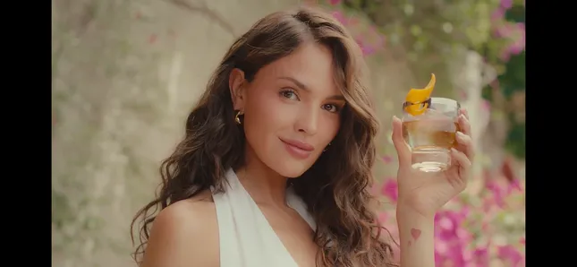 Casa Azul x Eiza Gonzalez - Commercial