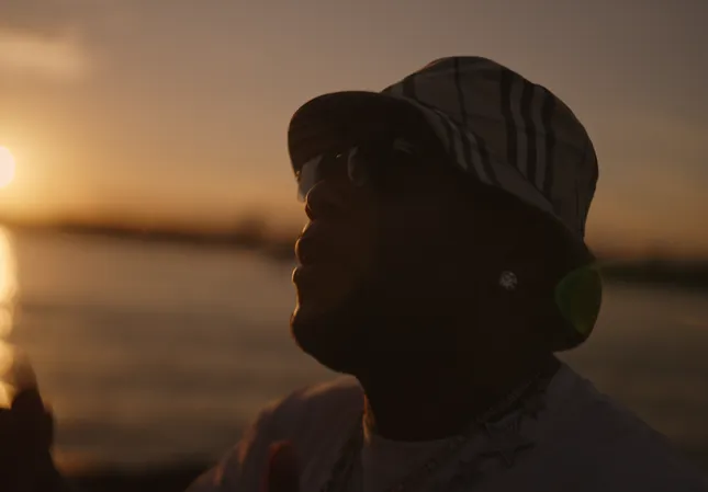 Hype Me Up - Bushy B ft Flo Rida (Music Video)