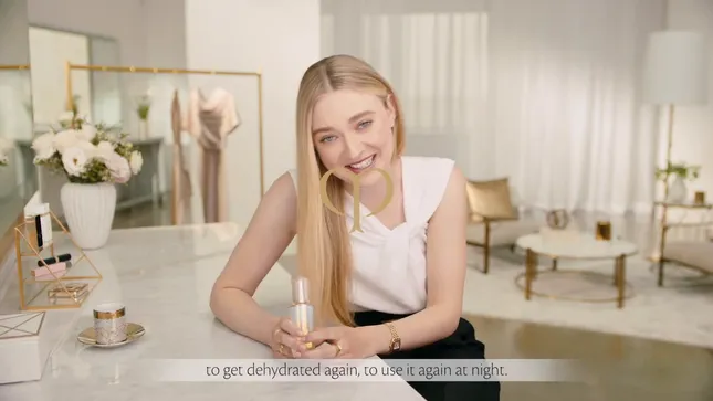 Clé De Peau Beauté | Dakota Fanning