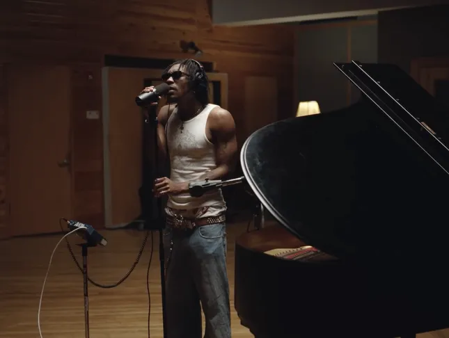 Chase Shakur - A SONG FOR HER (Live Performance)