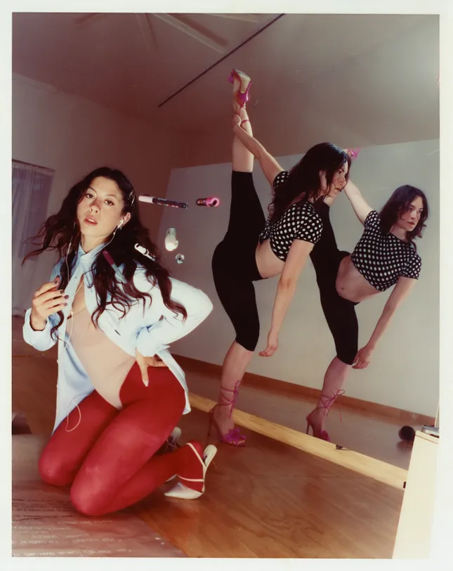 Vogue Womens