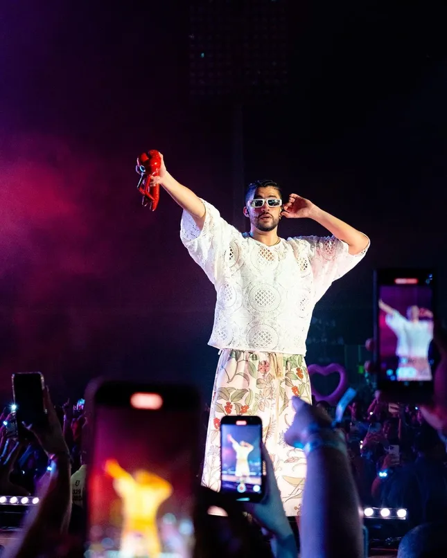 BAD BUNNY - UVST TOUR