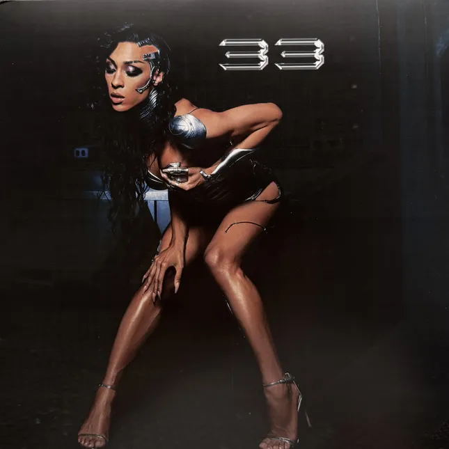 Michaela Jaé - 33 (Vinyl Artwork)