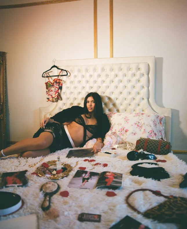 Lust 4 Vintage Urban Romance