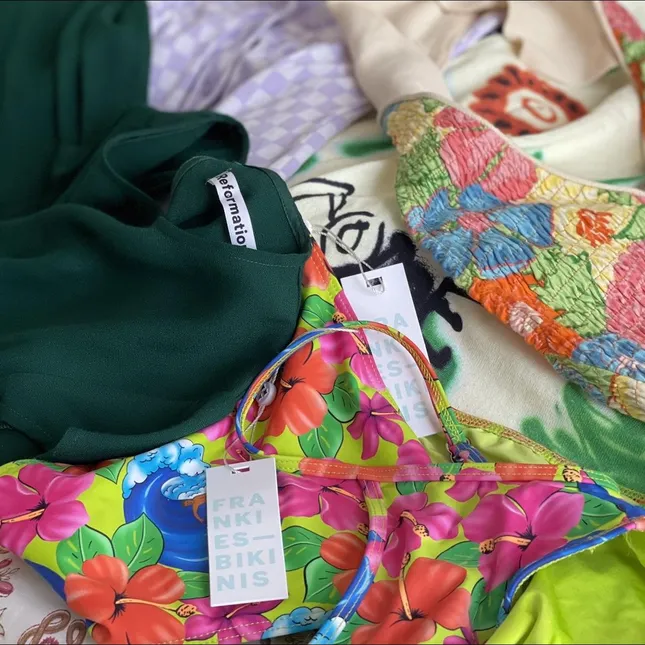 Depop Shop - Social E-Commerce Store, UGC, and Social Media