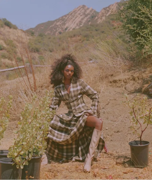 Milan Dixon | Mae Jones Magazine