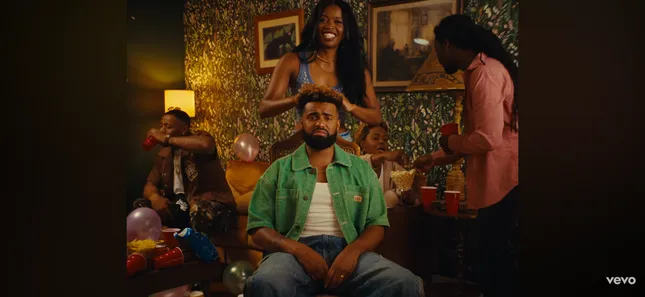 Paul Russell ft Meghan Trainor - Slippin (Visualizer)