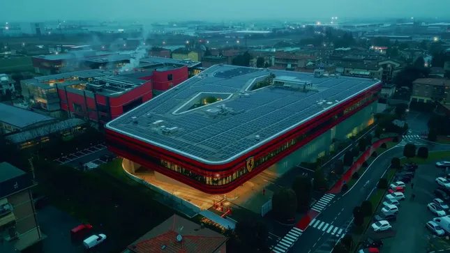 Waking up Maranello (Race Service)