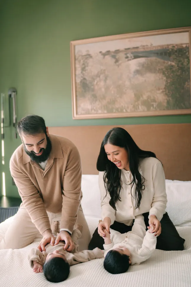 Portraits / Ammara & Family