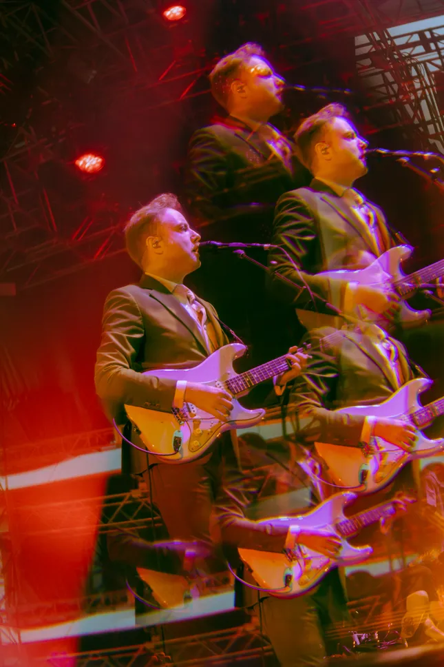 Two Door Cinema Club at The Rooftop at Pier 17 (Local Wolves Magazine)