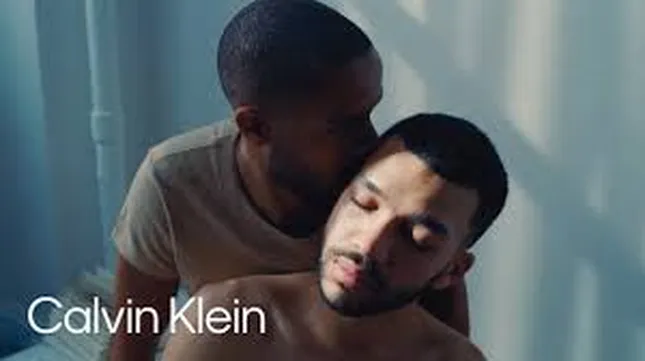 Calvin Klein Pride 22