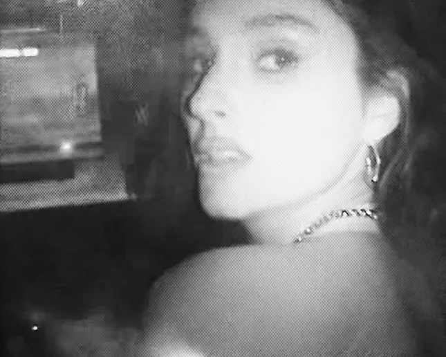 Banks Feat. Yseult - Move