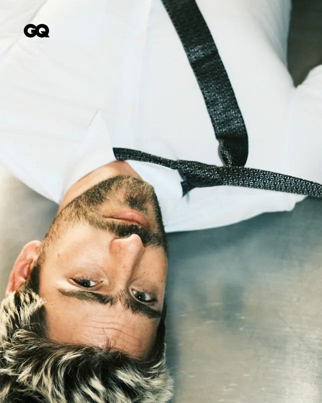 JOÃO MORAES — GQ Brasil