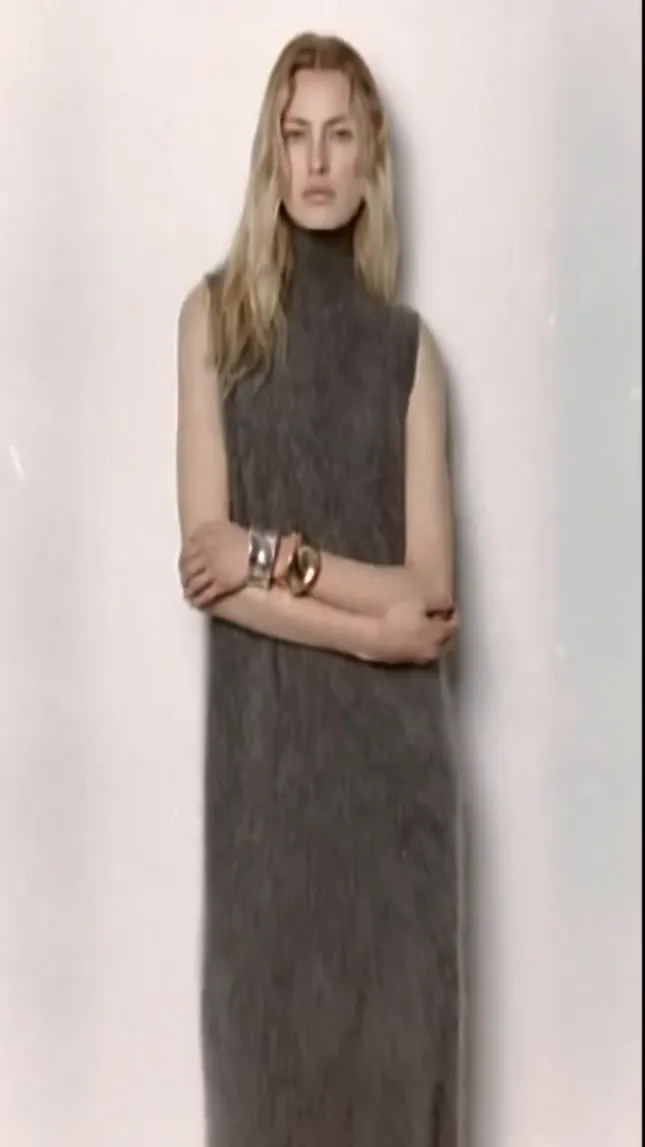 COS WINTER WOMENSWEAR social concept and video