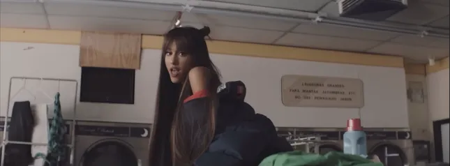Ariana Grande - everyday ft Future