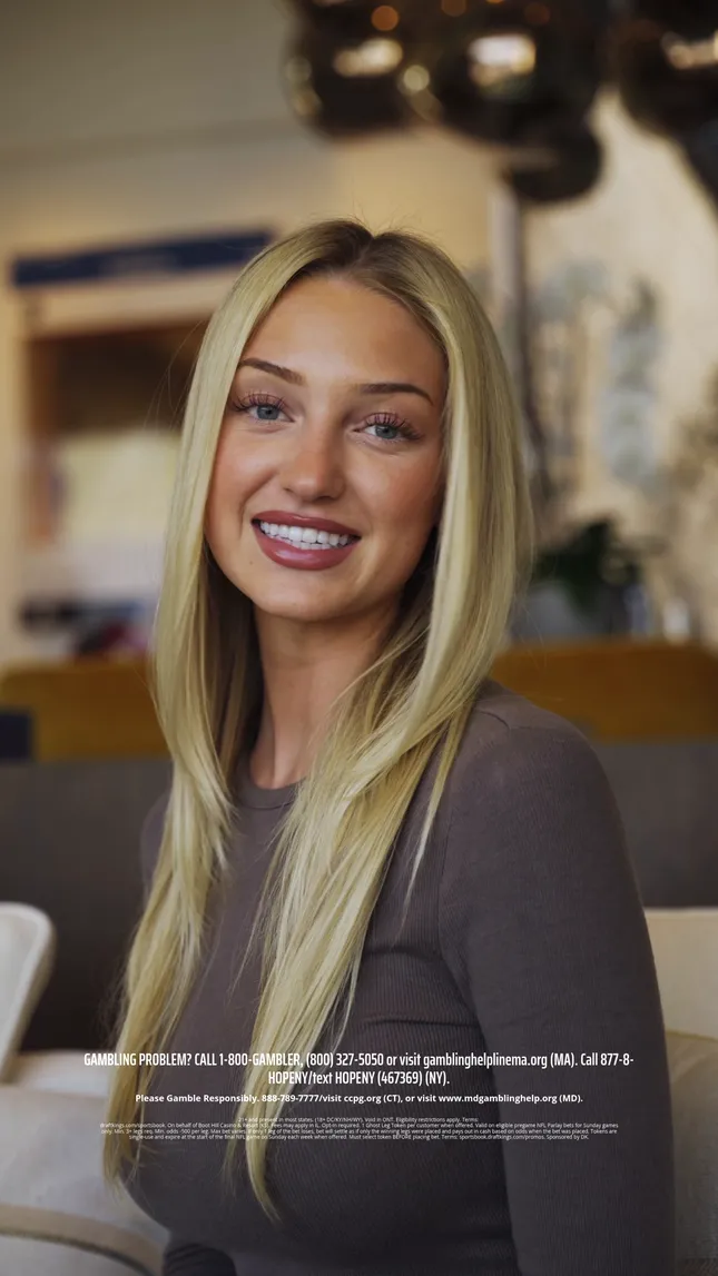Sydney Thomas - Draft Kings Social Ad