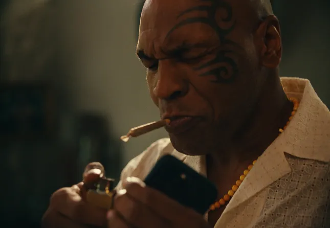 Peso pluma x Mike Tyson