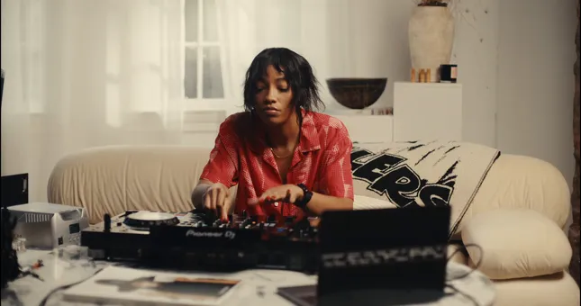 PARALLEL PLAY: DJ CleoTrvppv x Kim Cao