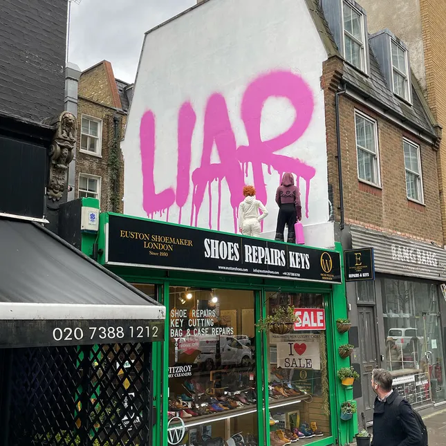 Pink Pantheress x Ice Spice: Billboard activation