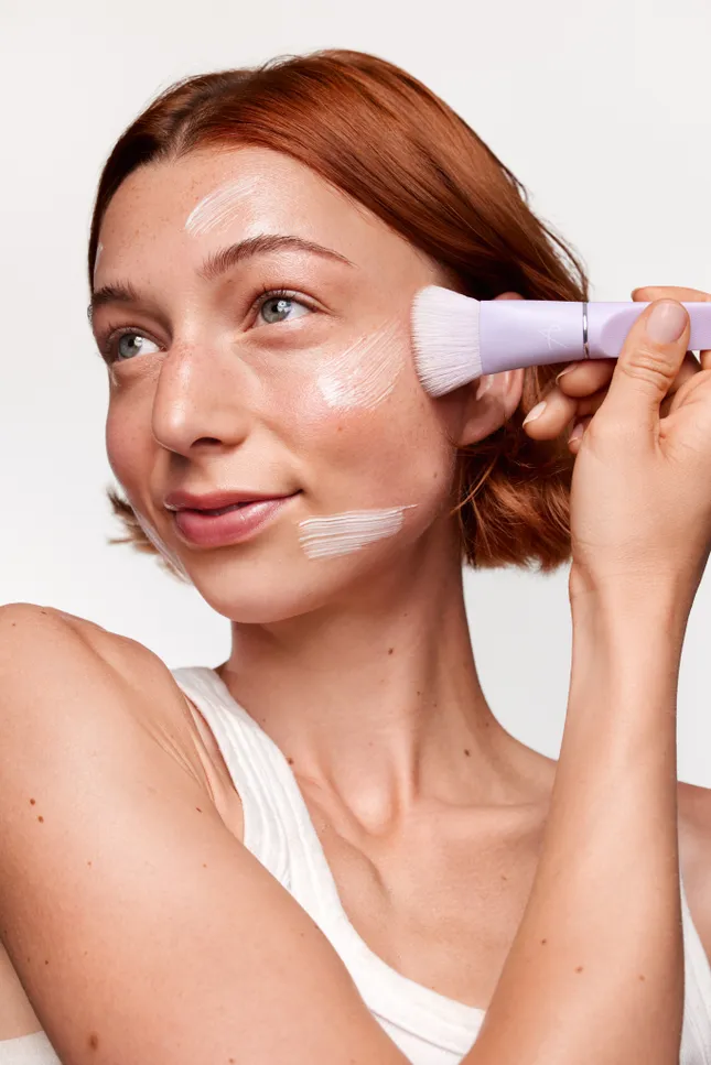 Anisa Beauty makeup brushes campaign