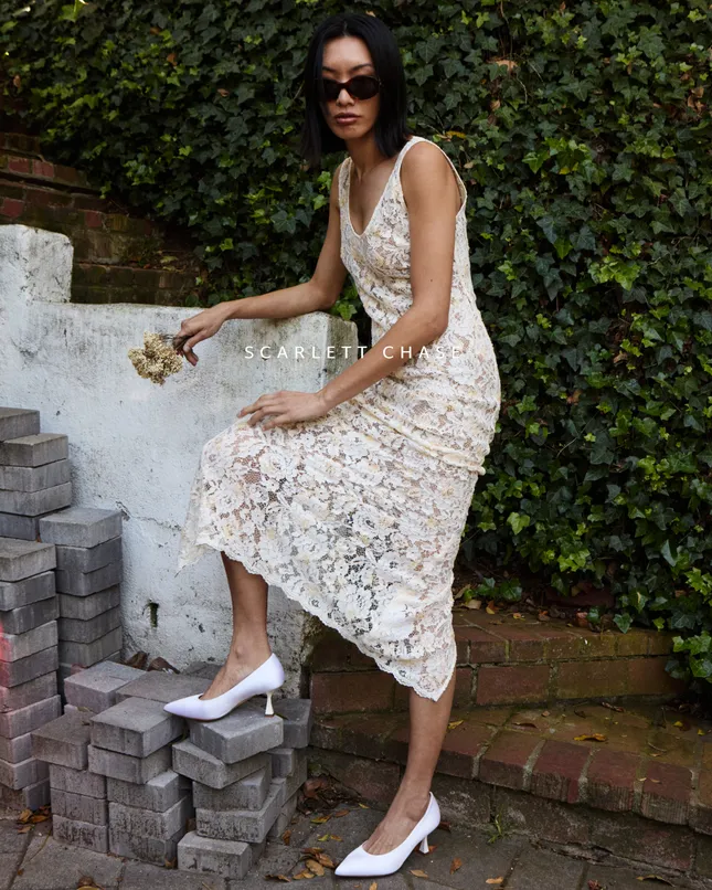 Scarlett Chase campaign