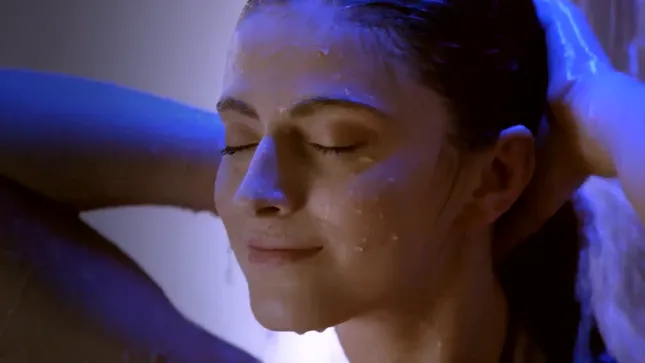 Artiza Shower Commercial