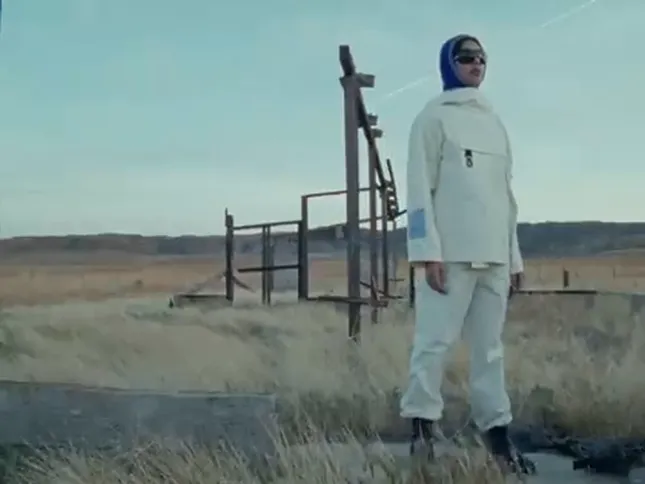 Between Friends - Lonely