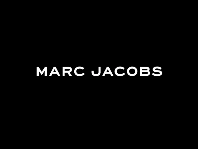 THE MARC JACOBS ESSENTIALS