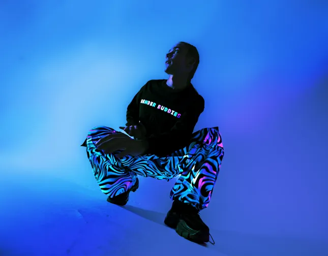 Vibe Wire Rave Apparel Campaign