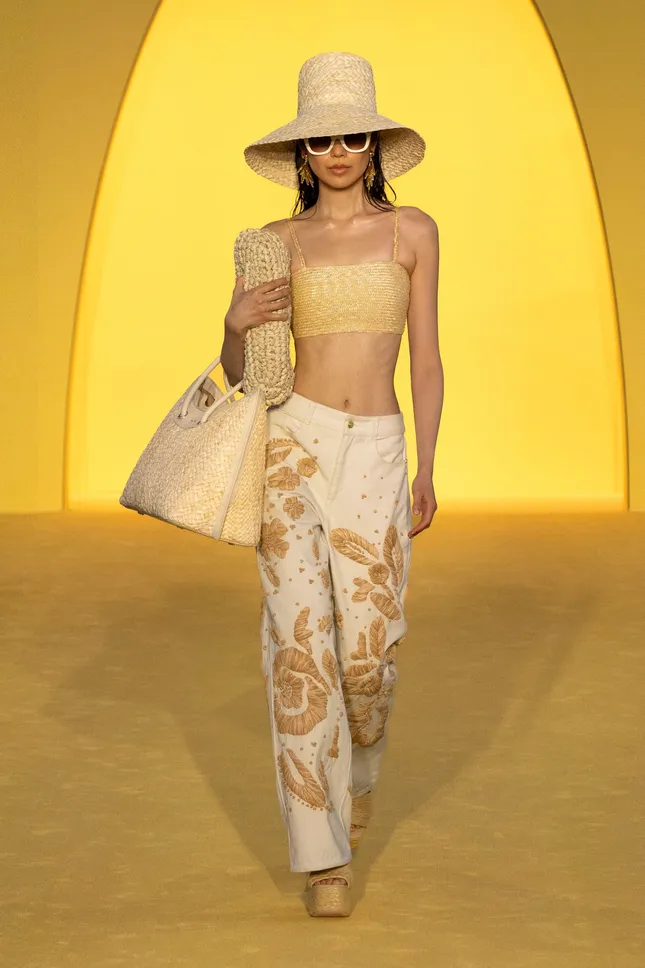Cult Gaia Resort 24