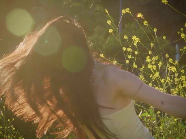 Lien Theresa - Worldclock - Music Video Visualizer
