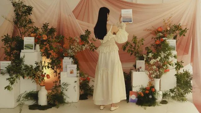 Alabaster Spring Campaign