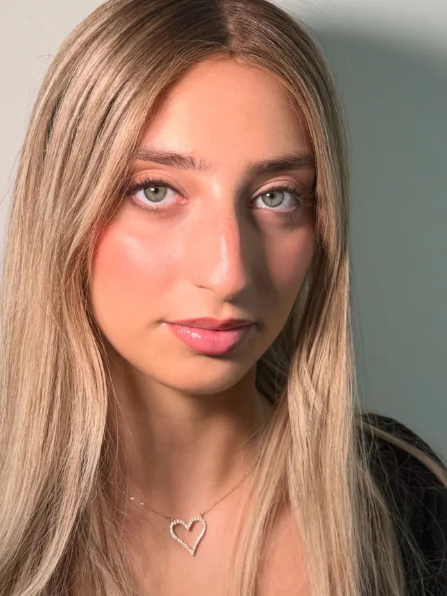 Soft, Natural Glam