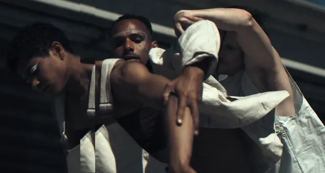 WAVES - FASHION FILM