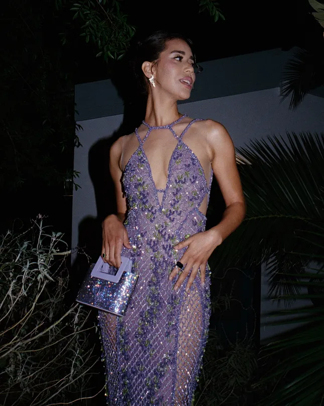 Getting ready with Jasmin Savoy