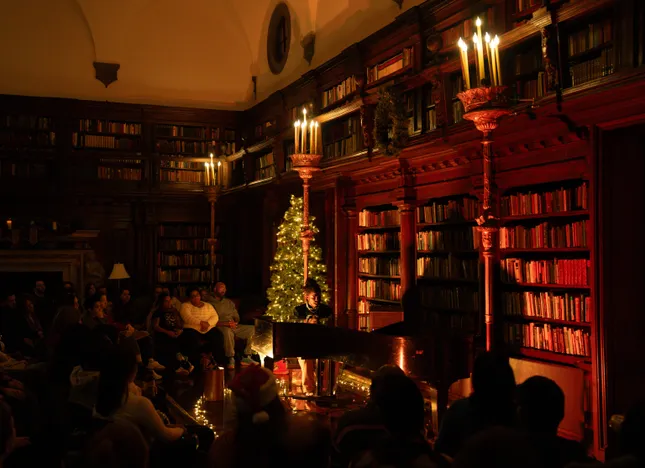 So Far Sounds New York Holiday Show