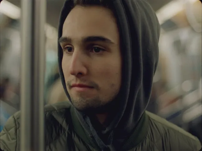 Salut Maman - A Portrait of Loneliness